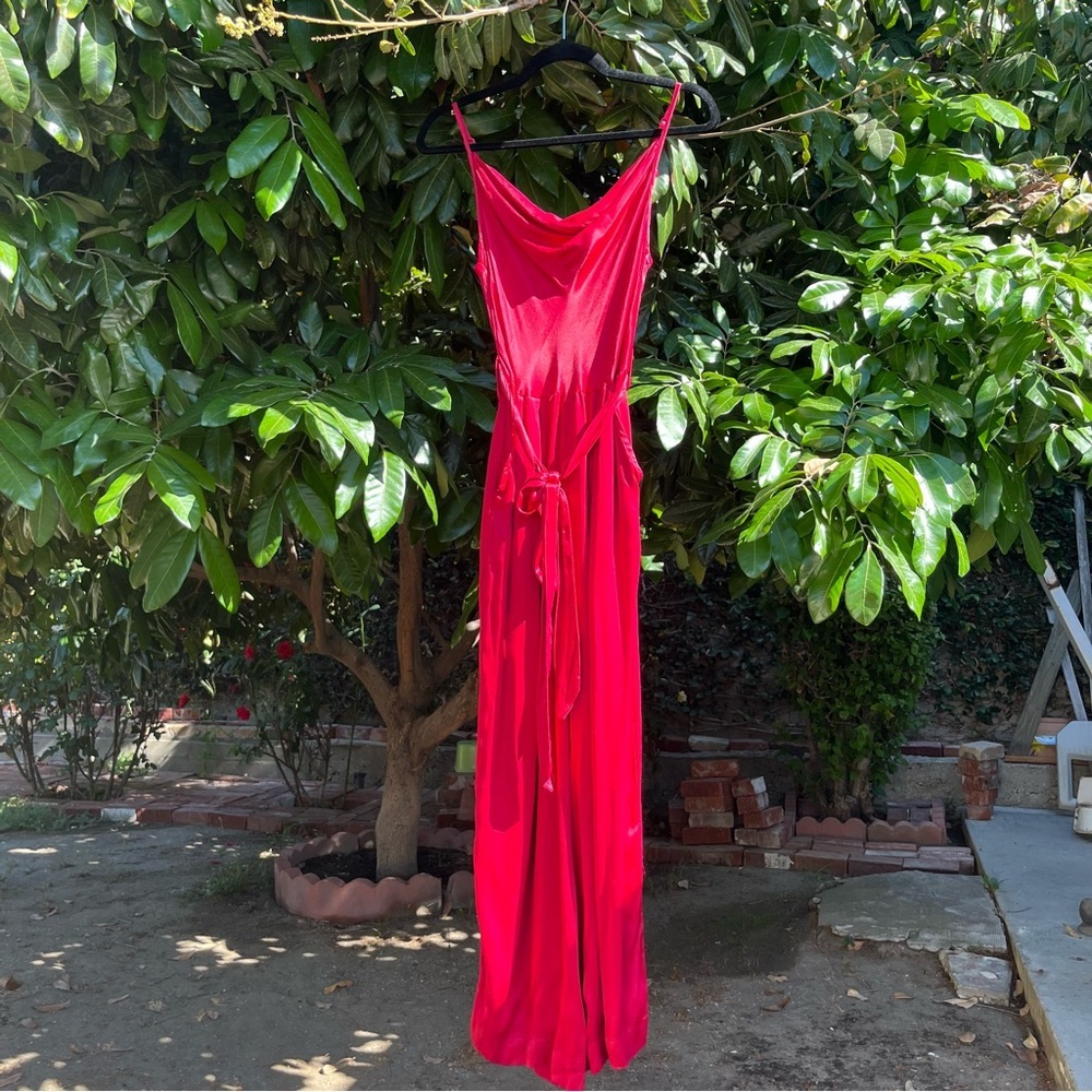 BLANK‎ LONDON red viscose draped neck sleeveless straight leg cropped jumpsuit
